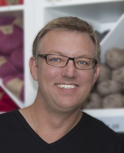 Lennart-yarn-facial